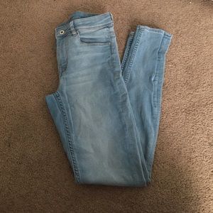 HM light denim jeans